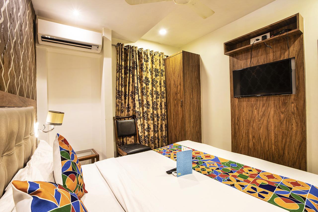 Hygienic Hotel Liberty Plaza Mumbai Exteriör bild