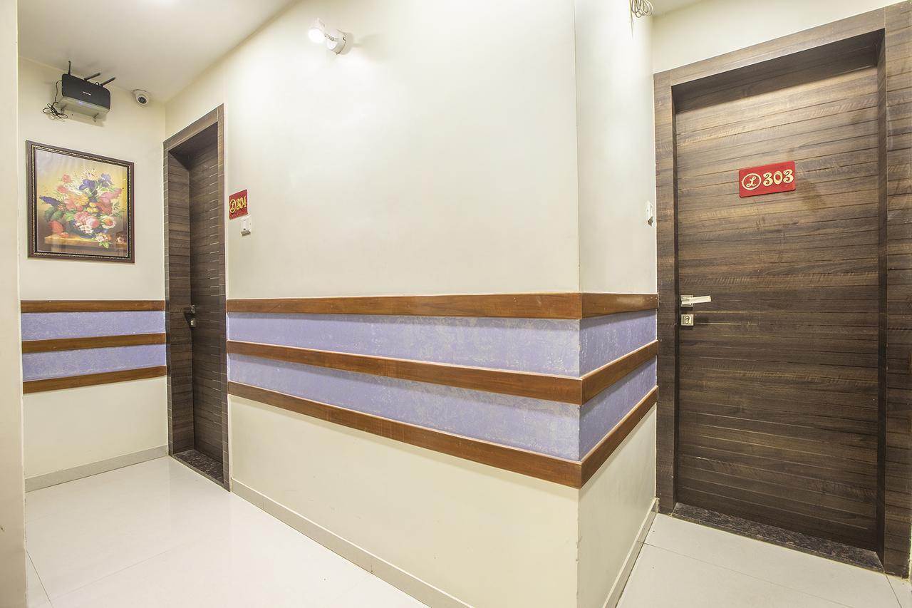 Hygienic Hotel Liberty Plaza Mumbai Exteriör bild